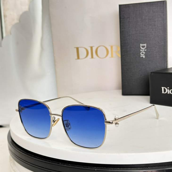 Picture of Dior Sunglasses _SKUfw77620271fw